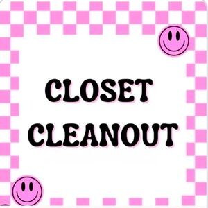 CLOSET SALE! BIG DISCOUNTS🩷